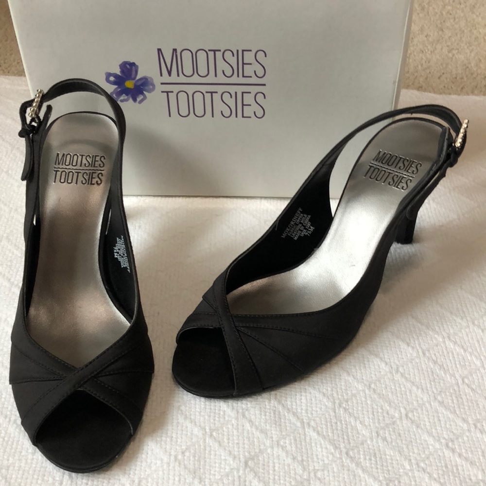 EUC Dressy Satin Sandals